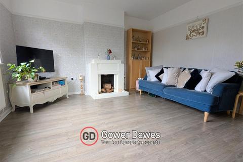 3 bedroom end of terrace house for sale, Cowper Avenue, Tilbury