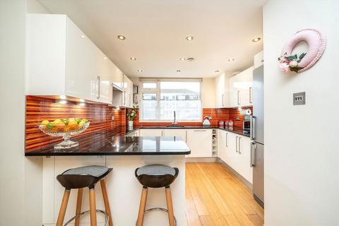 undefined, Brent Lea, Brentford TW8