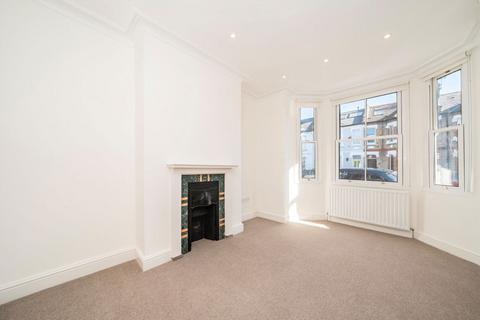 2 bedroom flat for sale, Eastbury Grove, London W4