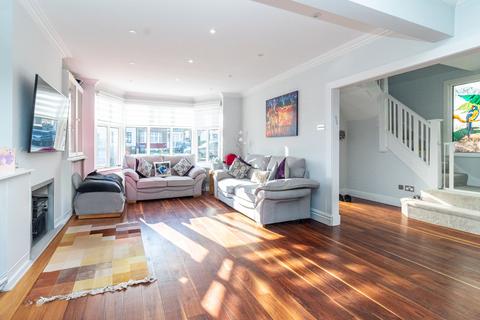 4 bedroom semi-detached house for sale, Edgwarebury Gardens, Edgware, HA8