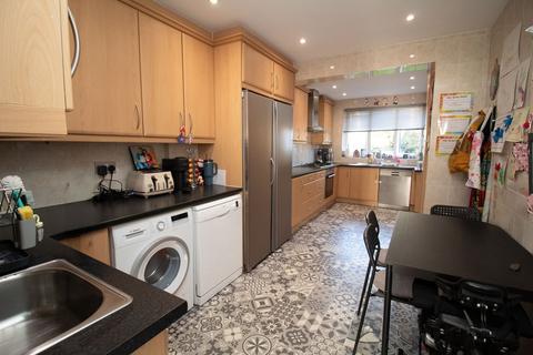 4 bedroom semi-detached house for sale, Edgwarebury Gardens, Edgware, HA8