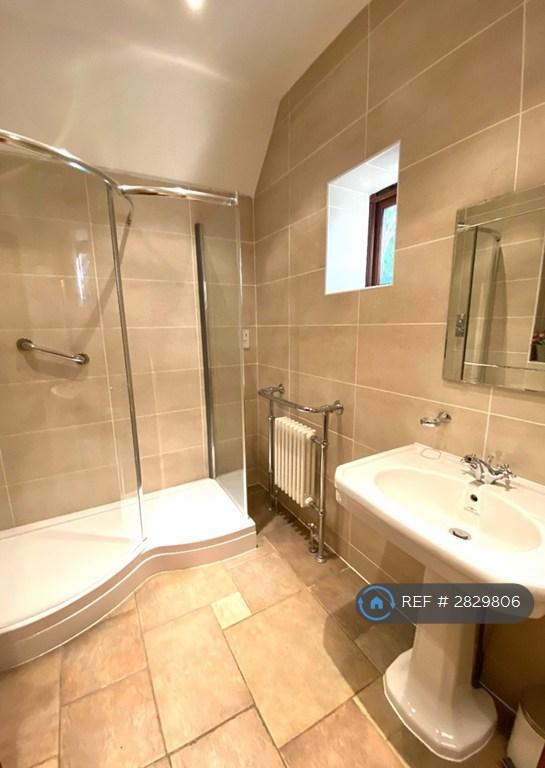 Shower Room/Wc 2