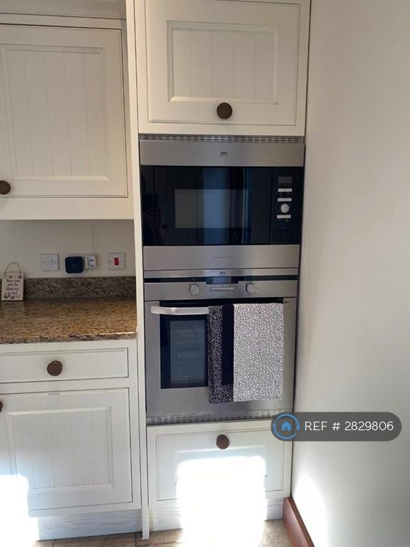 Integrated Cooker/Microwave