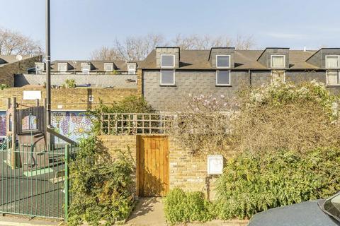 2 bedroom house for sale, Evesham Walk, London SW9