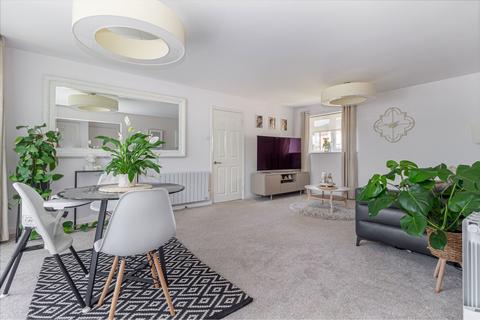 2 bedroom apartment to rent, Harwood Grove, Solihull B90