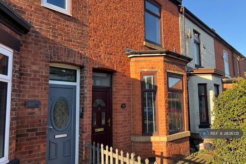 2 bedroom terraced house to rent, Liverpool Road, Eccles, Manchester, M30