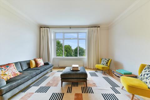 3 bedroom flat to rent, Belsize Park Gardens, London, NW3