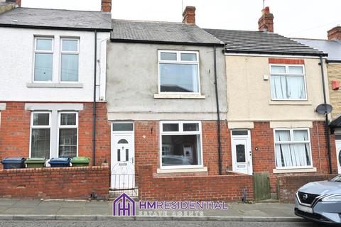 2 bedroom terraced house to rent, Nursery Lane, Gateshead NE10