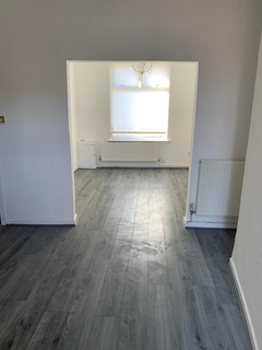 2 bedroom end of terrace house to rent, Moore Street, Bootle L20