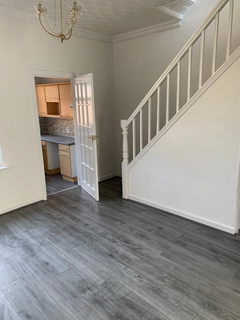 2 bedroom end of terrace house to rent, Moore Street, Bootle L20