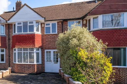3 bedroom terraced house for sale, Kingshill Avenue, Worcester Park