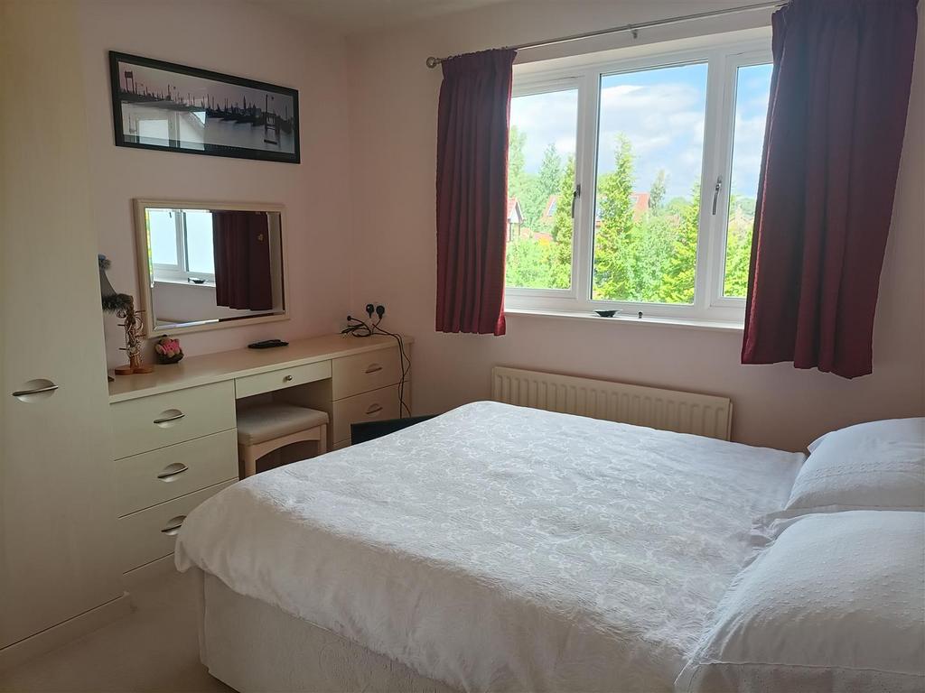 Bedroom.jpg