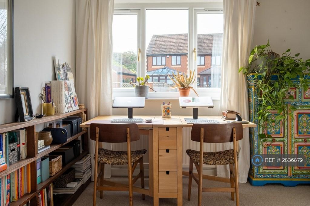 Front Bedroom / Work From Home Area