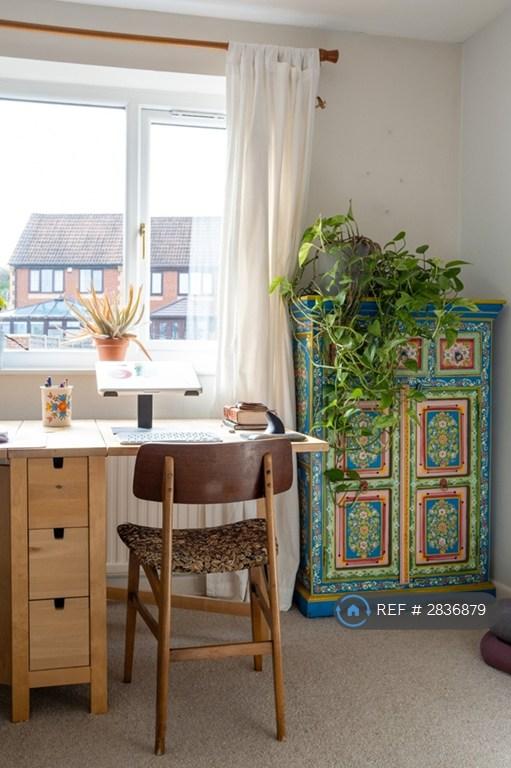 Front Bedroom / Work From Home Area