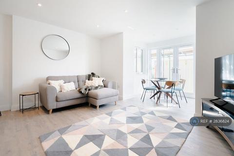 1 bedroom flat to rent, Downs View, Bude, EX23