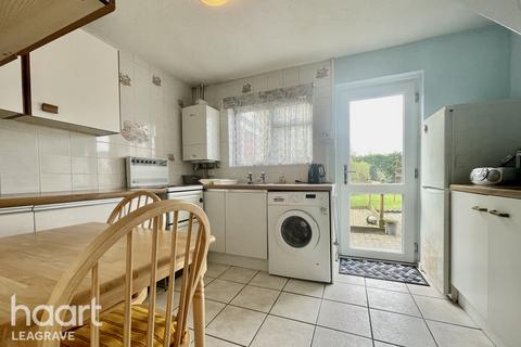 undefined, Wellfield Avenue, Luton