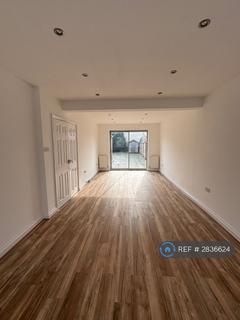 3 bedroom terraced house to rent, Rowan Road, London, SW16