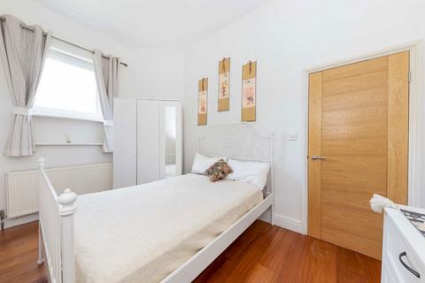 1 bedroom flat for sale, Sherriff Road, London NW6