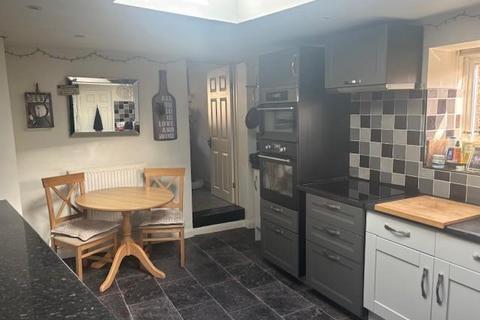 8 bedroom detached house for sale, Bradfords lane, Newent