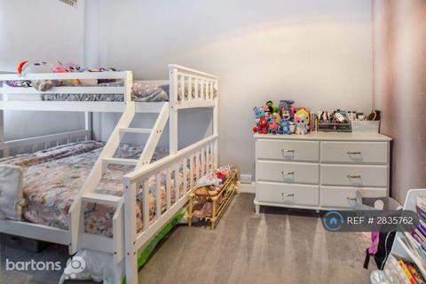 2 bedroom terraced house to rent, Lord St, Rotherham, S65