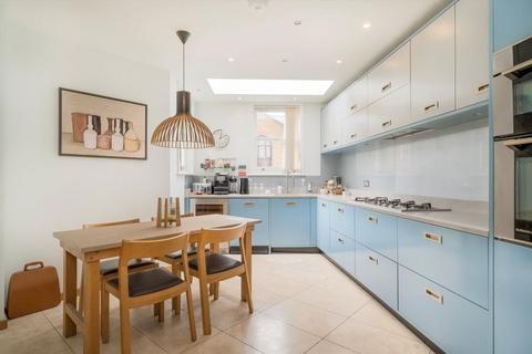 undefined, Terrace Road, London E9
