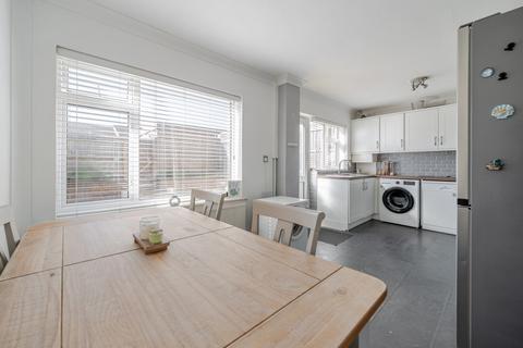 3 bedroom terraced house for sale, Woodhall Way, Hampshire PO15