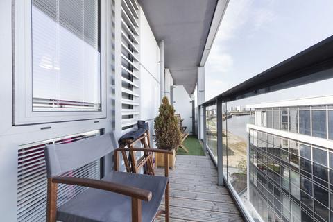 undefined, Victoria Parade, London SE10