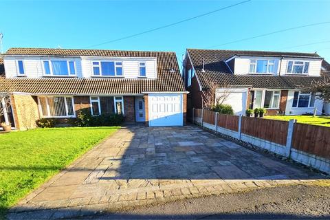 3 bedroom semi-detached house for sale, Westbourne Grove, Westcliff on sea, Westcliff on sea,