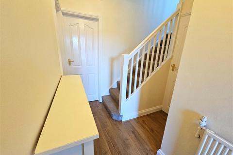 3 bedroom semi-detached house for sale, Westbourne Grove, Westcliff on sea, Westcliff on sea,