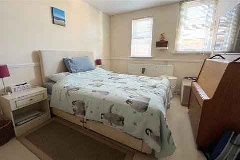 2 bedroom apartment for sale, Lymington Road, Highcliffe, Christchurch, Dorset, BH23