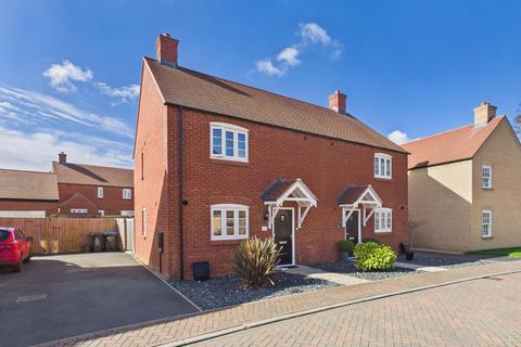 3 bedroom semi-detached house for sale, Hamilton Drive, Towcester, NN12