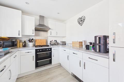 3 bedroom semi-detached house for sale, Hamilton Drive, Towcester, NN12