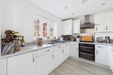 3 bedroom semi-detached house for sale, Hamilton Drive, Towcester, NN12