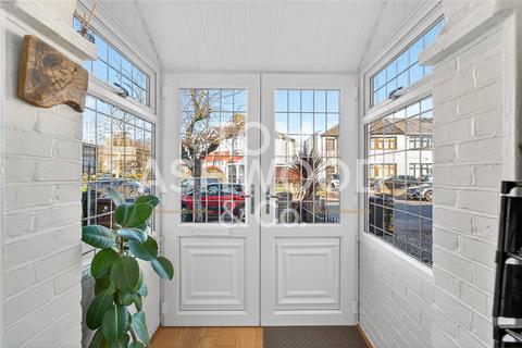 undefined, Cavendish Gardens, Leftley Estate, Barking, IG11