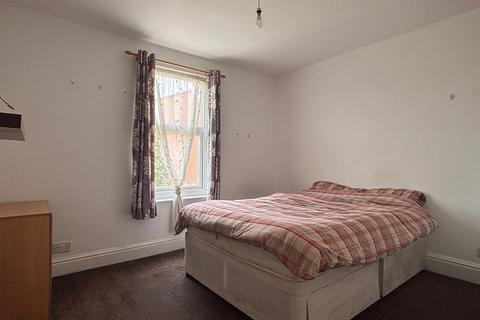 1 bedroom in a house share to rent, Seymour Road, Gloucester GL1