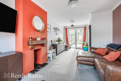 3 bedroom semi-detached house for sale, Tedder Avenue, Lancashire BB12