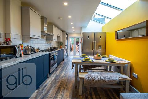 5 bedroom house share for sale, Marlborough Road, Ball Hill, Coventry