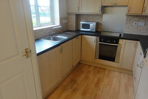 2 bedroom flat to rent, Manning Road, Moulton, NN3