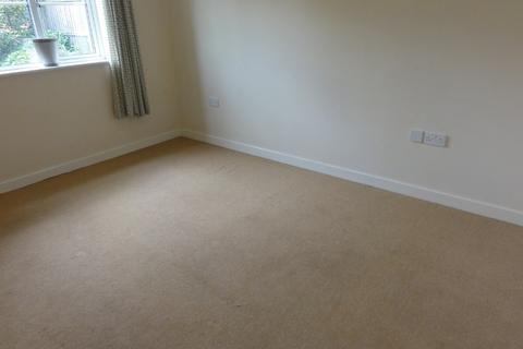 2 bedroom flat to rent, Manning Road, Moulton, NN3