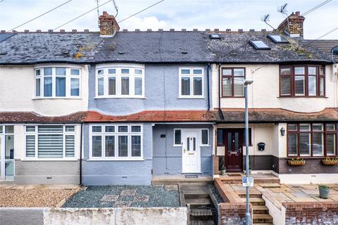 3 bedroom terraced house for sale, Pinnocks Avenue, Gravesend, Kent, DA11