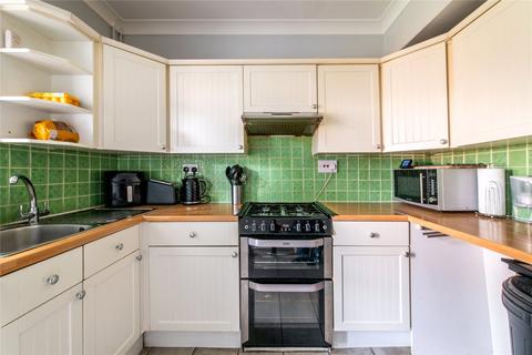 3 bedroom terraced house for sale, Pinnocks Avenue, Gravesend, Kent, DA11