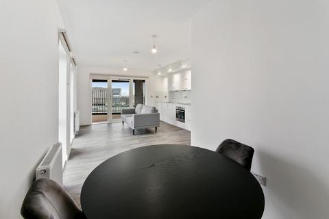 1 bedroom apartment to rent, Pontoon Dock London E16