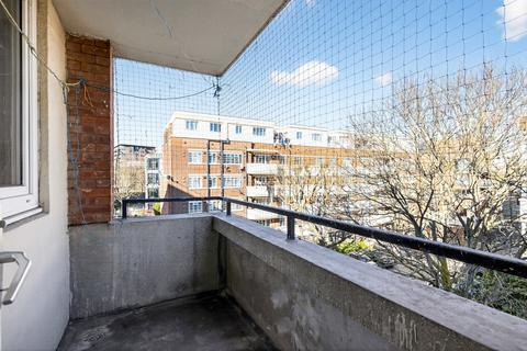 undefined, Poplar High Street, London, E14