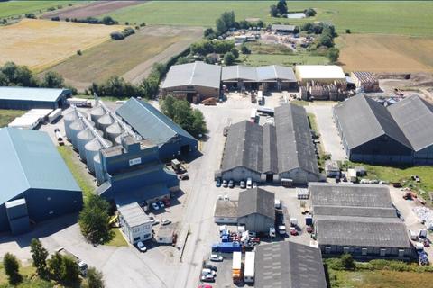 Warehouse to rent, York York YO42 1NS