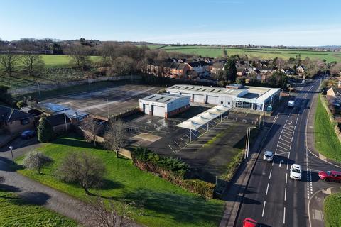 Retail property (high street) to rent, Wilthorpe Rd Barnsley S75 1JA