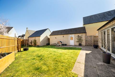 undefined, Honeybone Close, Fairford, GL7