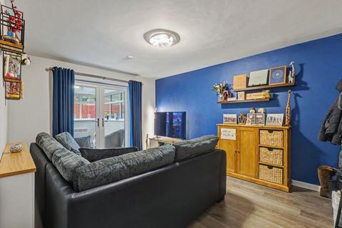 3 bedroom semi-detached house for sale, Trivett Close, Greenhithe DA9