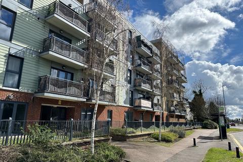1 bedroom flat for sale, London Road, Bedfordshire LU6