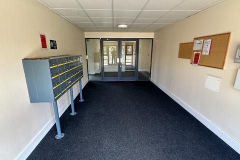 1 bedroom flat for sale, London Road, Bedfordshire LU6