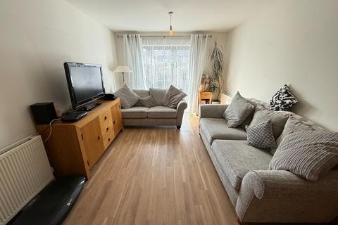 1 bedroom flat for sale, London Road, Bedfordshire LU6